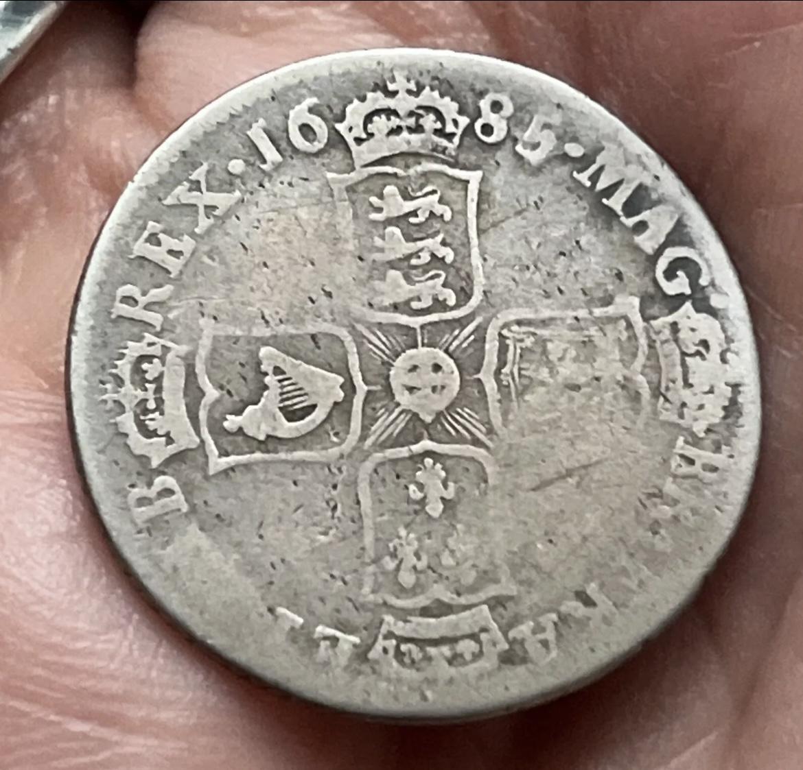 James II - 1685 Silver Shilling (1 of 12)