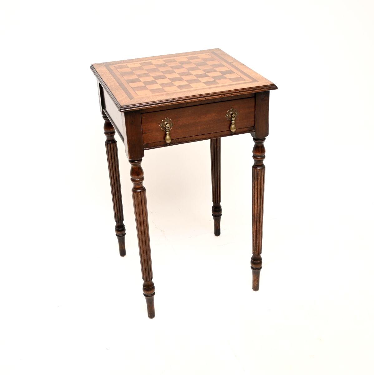 Antique Mahogany and Walnut Chess Table (1 of 9) Antique Mahogany and Walnut Chess Table (1 of 9)
