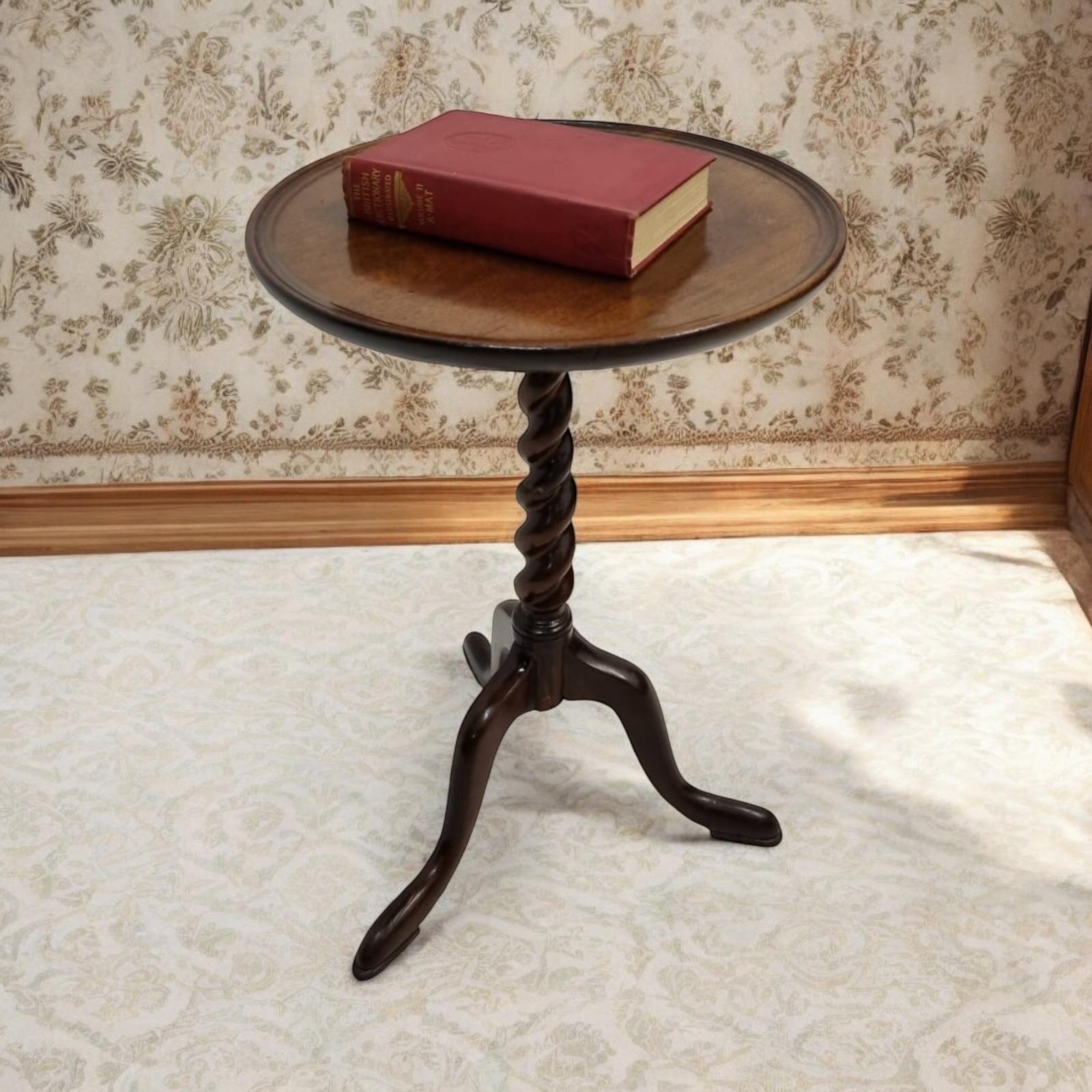 Antique George III Tripod Coffee Table / Late-18th Century / Solid Mahogany (1 of 8)