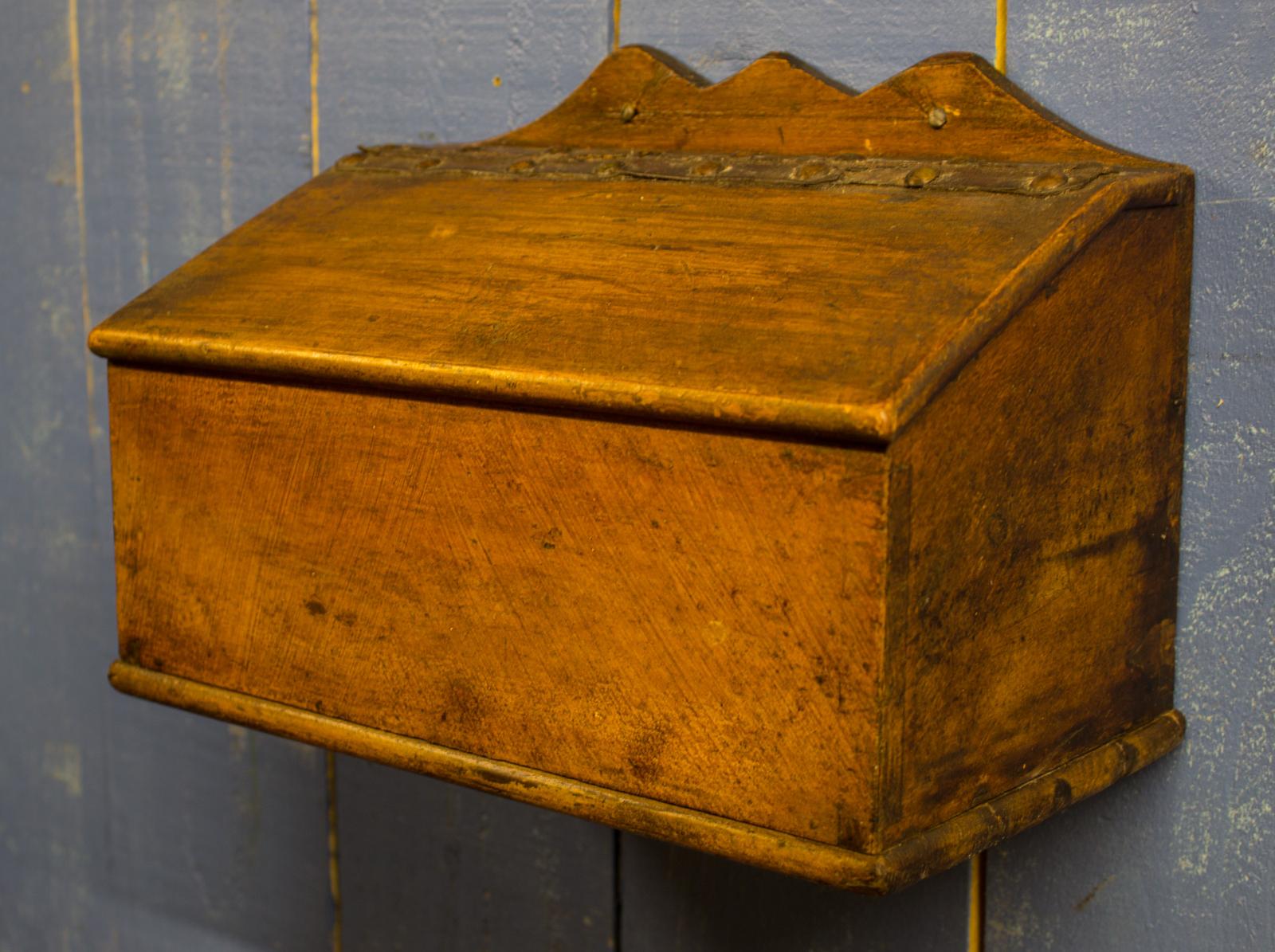 Victorian Kitchen Salt Box / Candlebox (1 of 6)