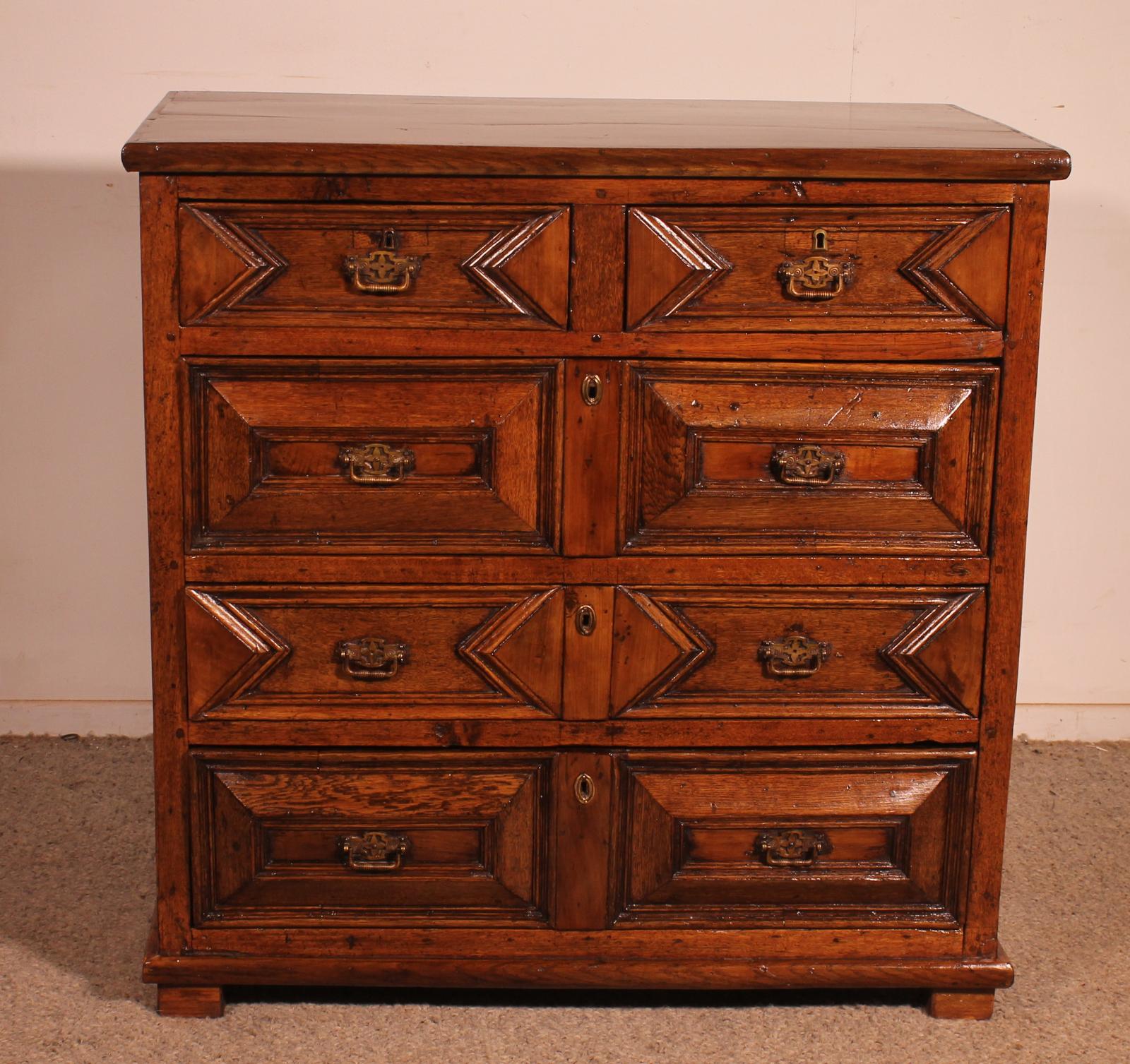 17th Century Jacobean Chest of Drawers in Oak & Walnut (1 of 10)