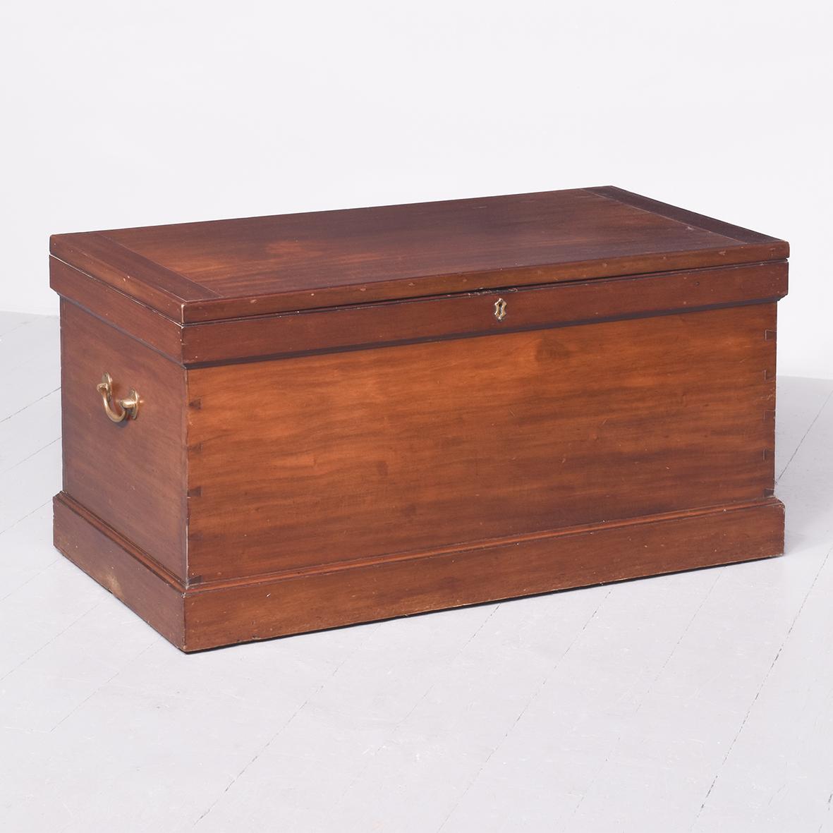 Mahogany Cabinet Makers Kist Trunk (1 of 8) Mahogany Cabinet Makers Kist Trunk (1 of 8)