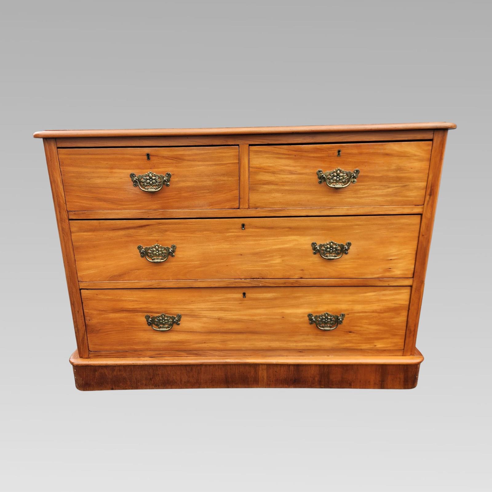 Chest of Drawers Fabulous Condition Antique Edwardian Satinwood Chest of Drawers Original Handles (1 of 10) Chest of Drawers Fabulous Condition Antique Edwardian Satinwood Chest of Drawers Original Handles (1 of 10)