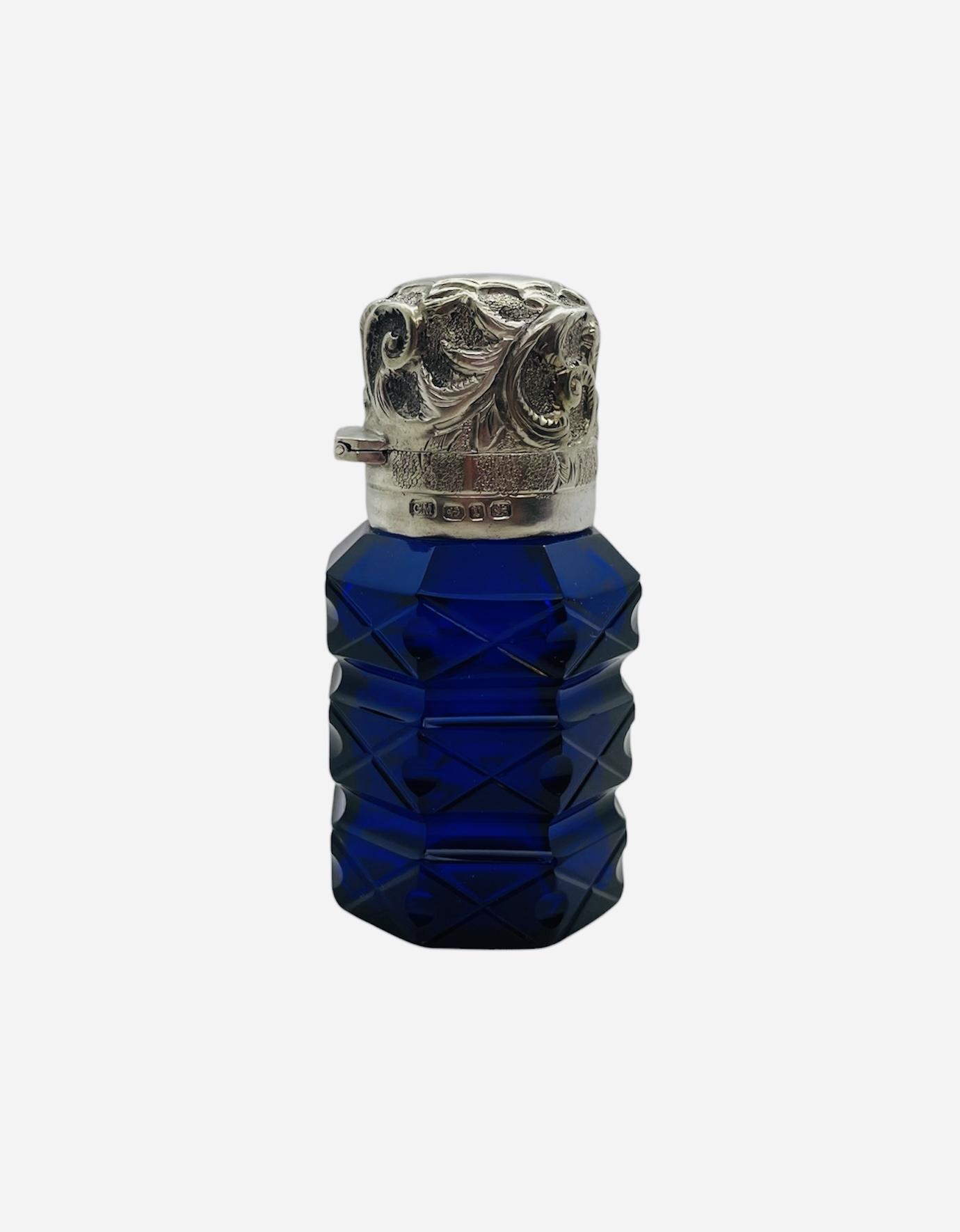 Antique Victorian Silver Blue Perfume Scent Bottle Rare (1 of 8) Antique Victorian Silver Blue Perfume Scent Bottle Rare (1 of 8)