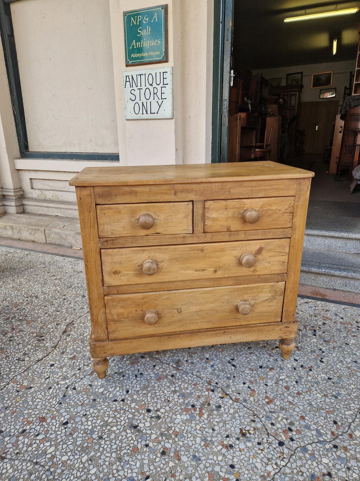 Super Victorian Pine Chest of Drawers (1 of 4) Super Victorian Pine Chest of Drawers (1 of 4)