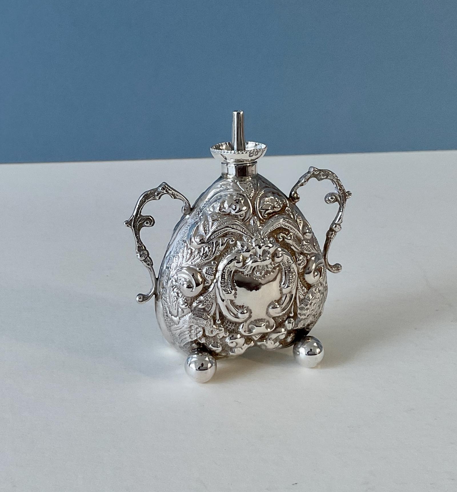 Silver Tables - main image