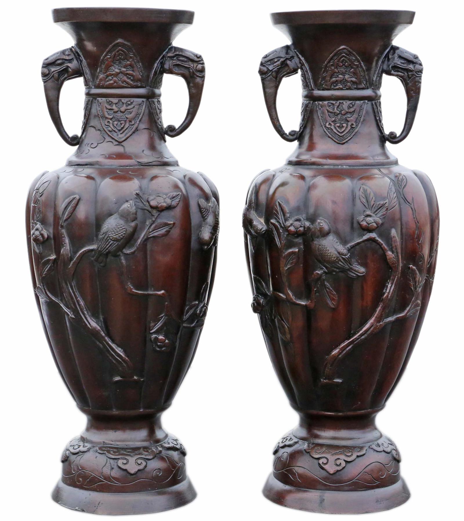 Pair of Fine Quality Japanese Bronze Vases - Meiji Period c.1900 (1 of 5)