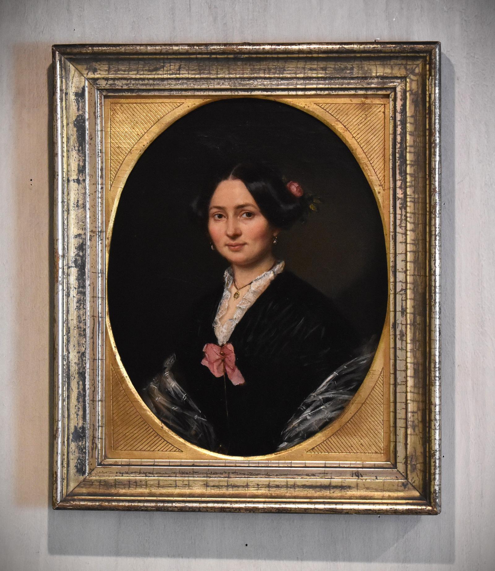 A Fine Portrait Oil Painting of a Lady (1 of 5)