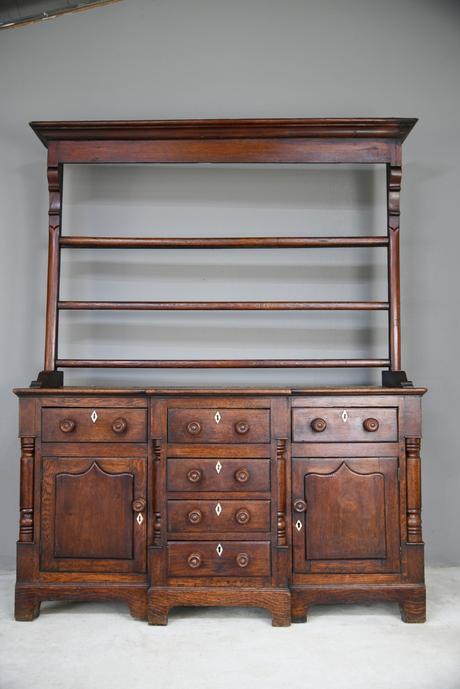 Georgian Oak Dresser (1 of 13)