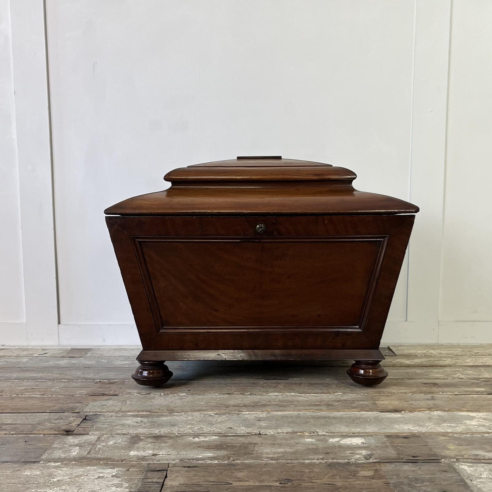 Early 19th C. Mahogany Wine Cooler Cellarette (1 of 15)