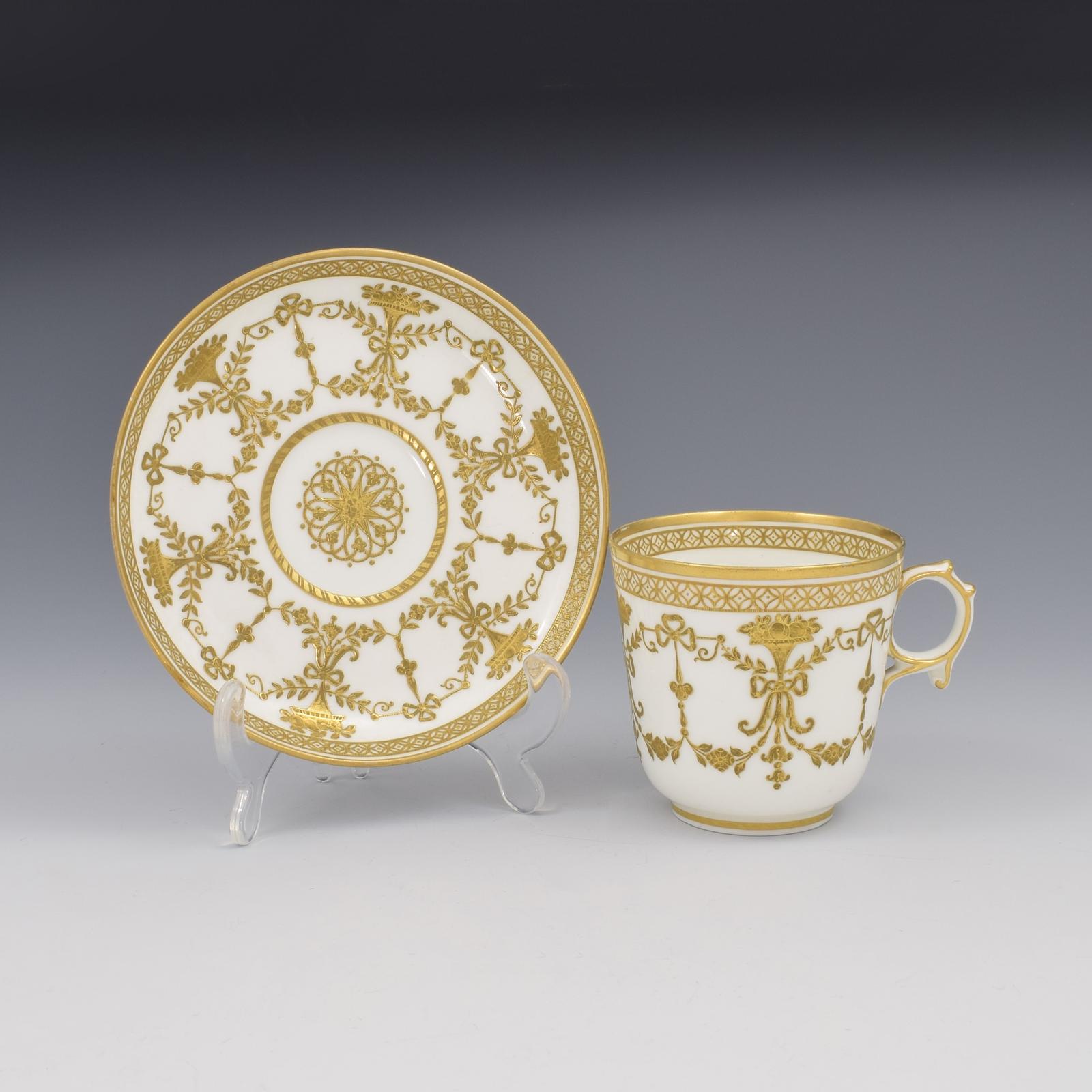Stunning Copeland Porcelain Cup & Saucer Tooled Gilding c.1860 Pattern D1610 (1 of 11)