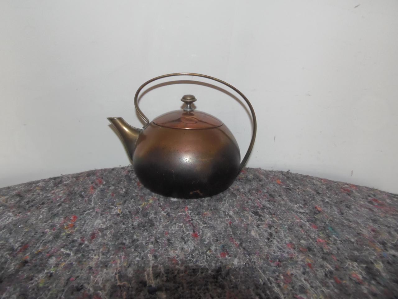 Arts & Crafts Kettle (1 of 11) Arts & Crafts Kettle (1 of 11)