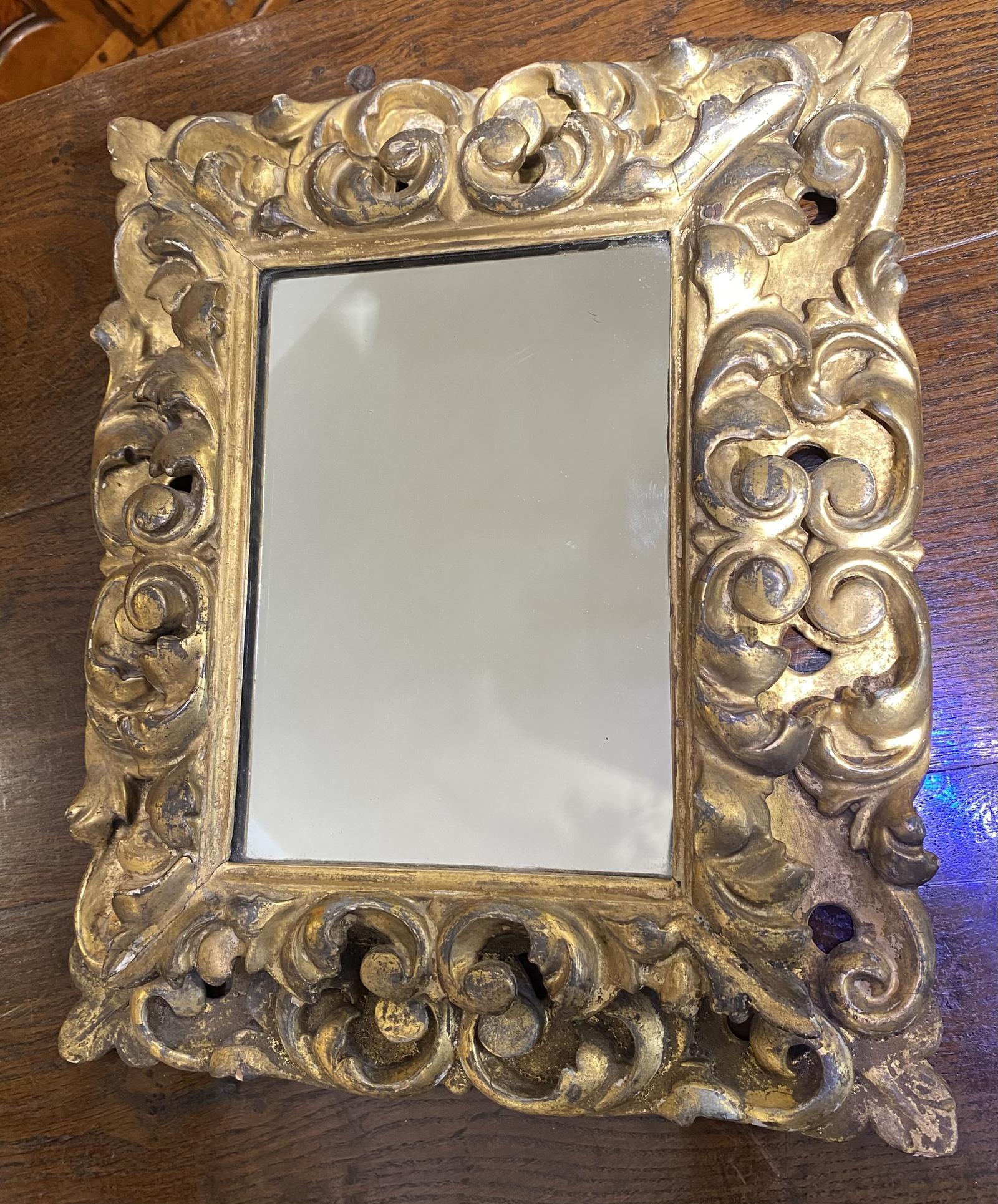 Carved Giltwood Mirror (1 of 5) Carved Giltwood Mirror (1 of 5)