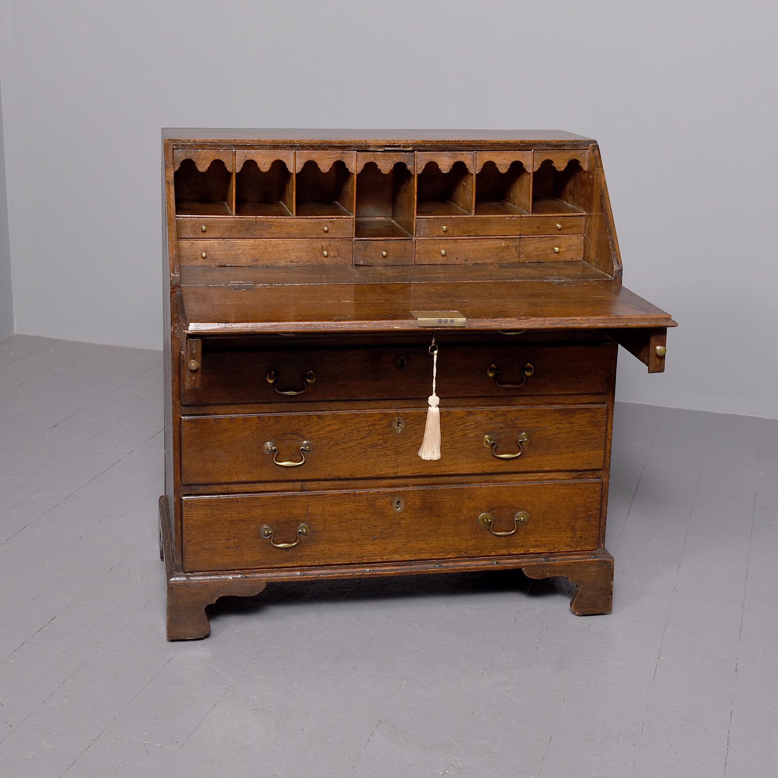 Early George III Oak Bureau (1 of 9)