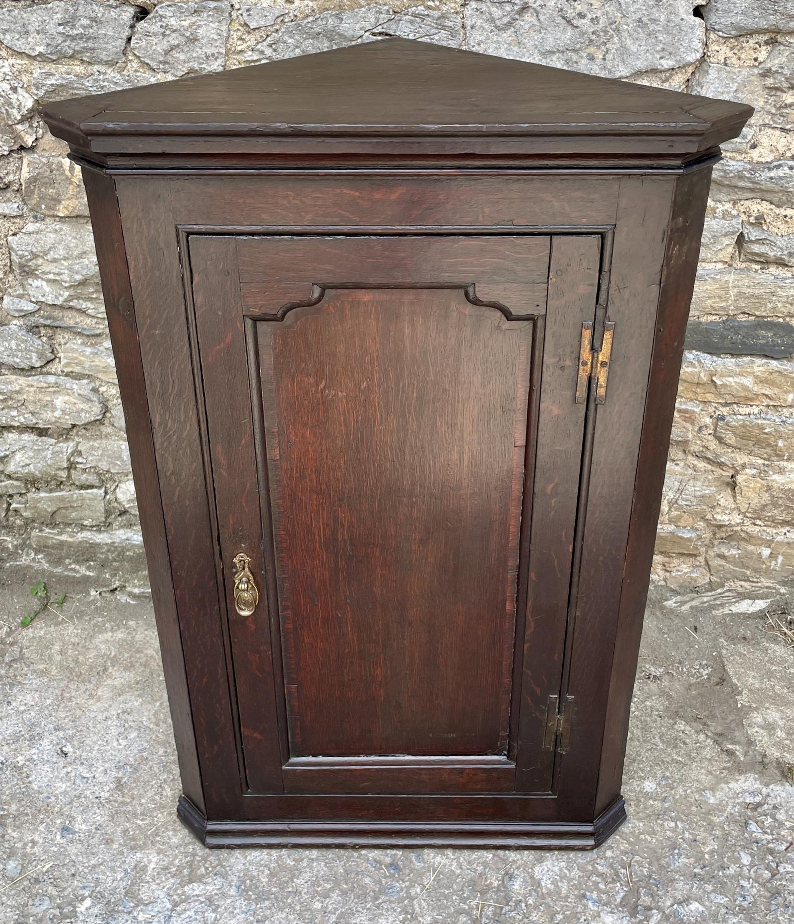 Georgian Oak Hanging Corner Cupboard (1 of 21) Georgian Oak Hanging Corner Cupboard (1 of 21)