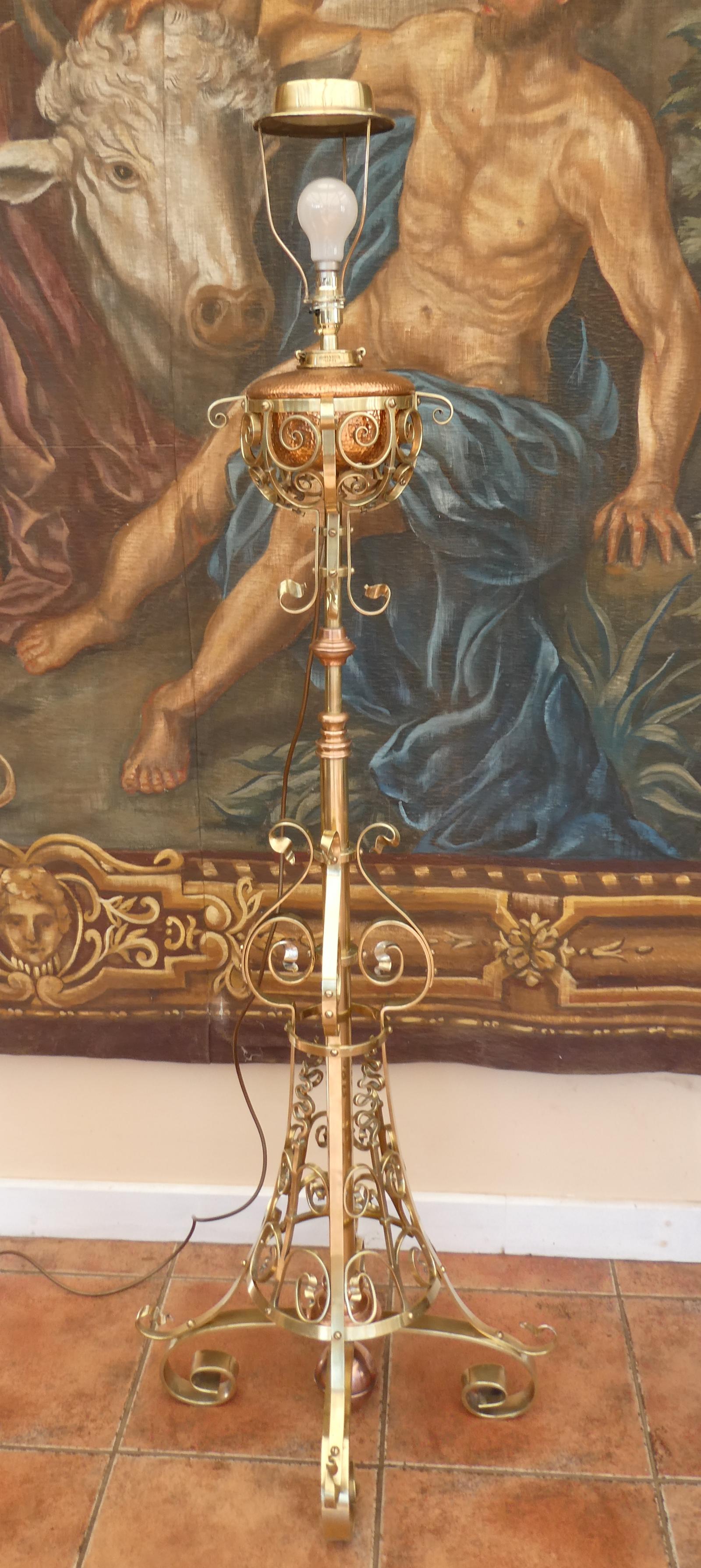 Standard Lamp Telescopic Ornate Brass 1880-1900 (1 of 24) Standard Lamp Telescopic Ornate Brass 1880-1900 (1 of 24)