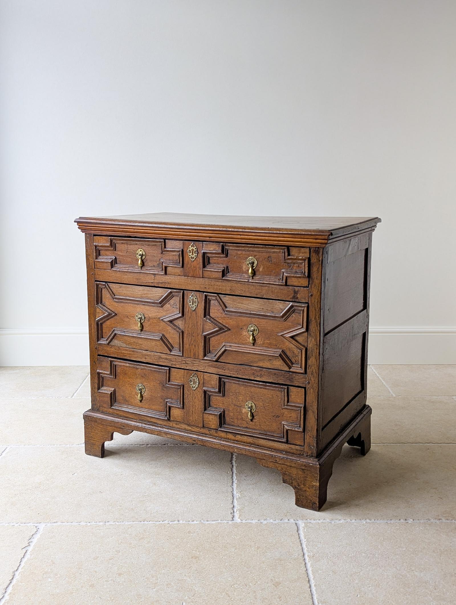 Antique Late 17th Century Oak Geometric Chest of Drawers c.1680 (1 of 16)