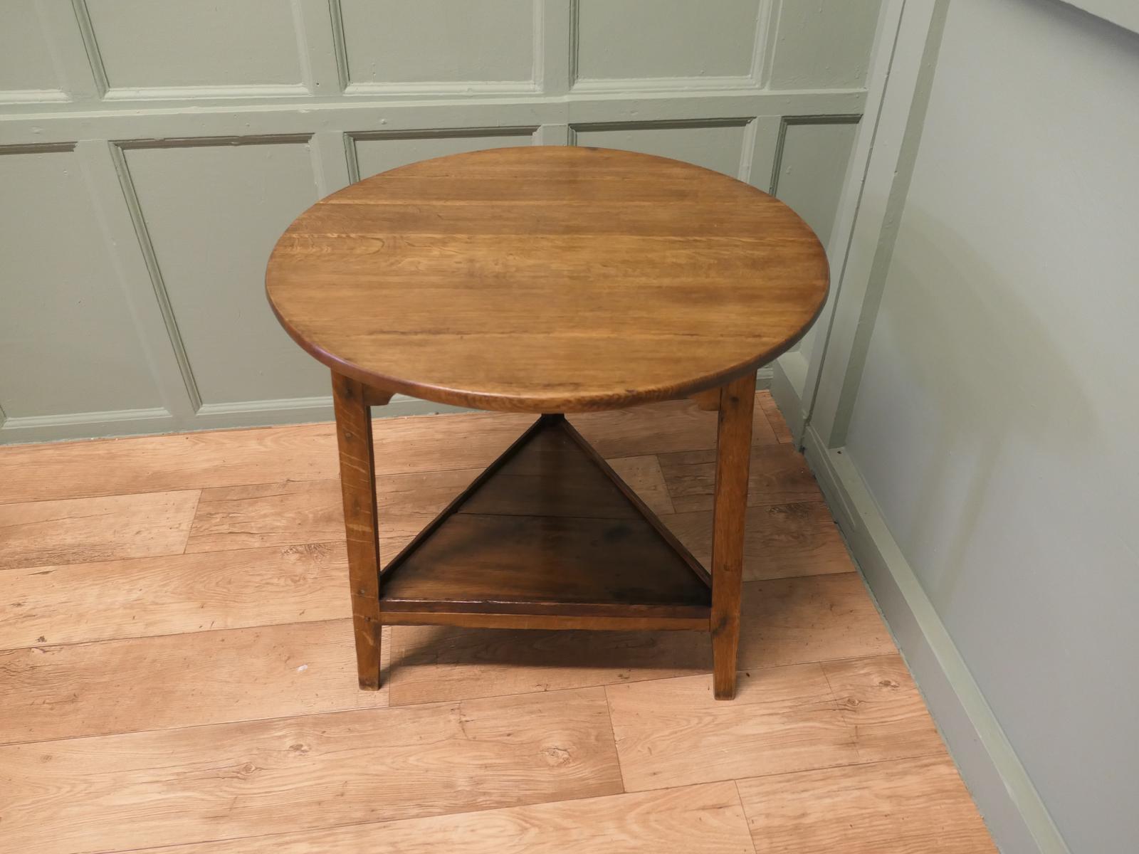 Beautiful Georgian English Oak Cricket Table (1 of 6) Beautiful Georgian English Oak Cricket Table (1 of 6)