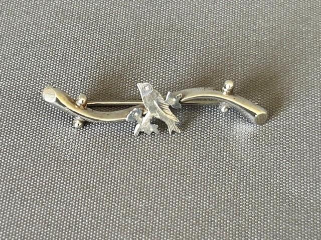 Victorian Silver Bird on Branch Silver Sweetheart Brooch (1 of 4)