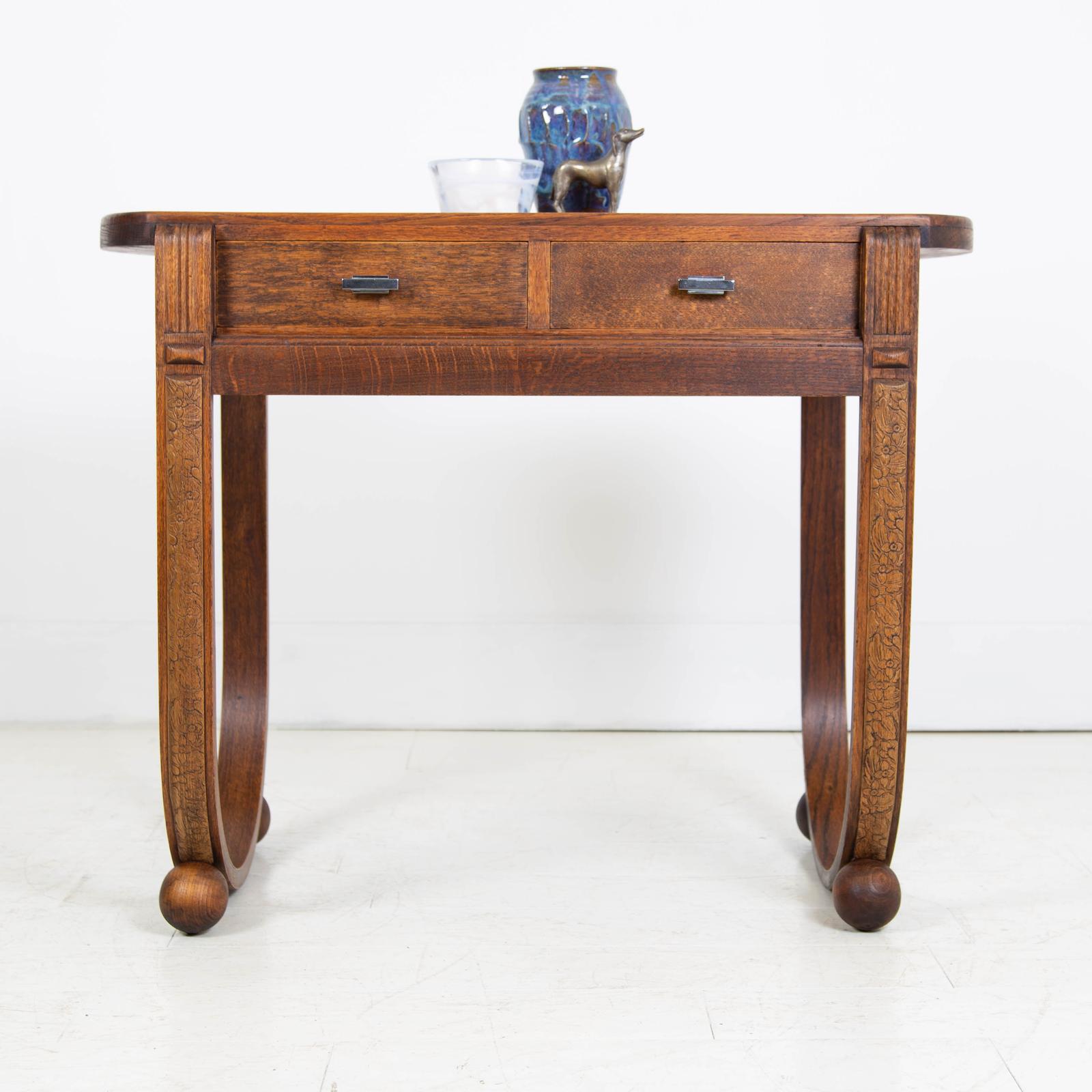 Splendid Little Oak Art Deco 2 Drawer Table Desk c.1930 (1 of 12)