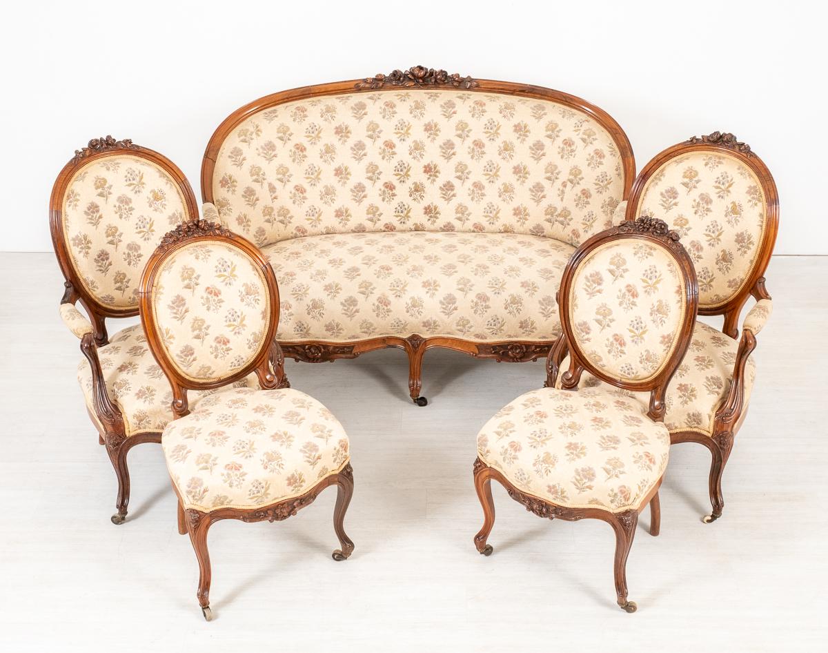 Victorian Rosewood Parlour Suite (1 of 23) Victorian Rosewood Parlour Suite (1 of 23)