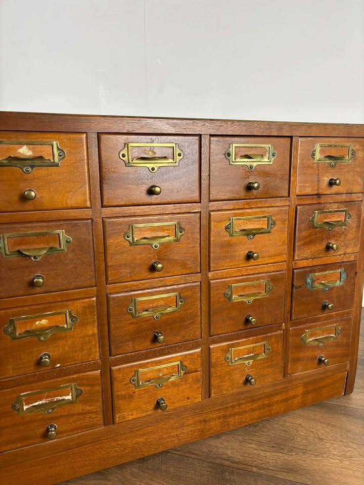 Vintage Light Oak Bank of Twenty Index Drawers (1 of 15) Vintage Light Oak Bank of Twenty Index Drawers (1 of 15)