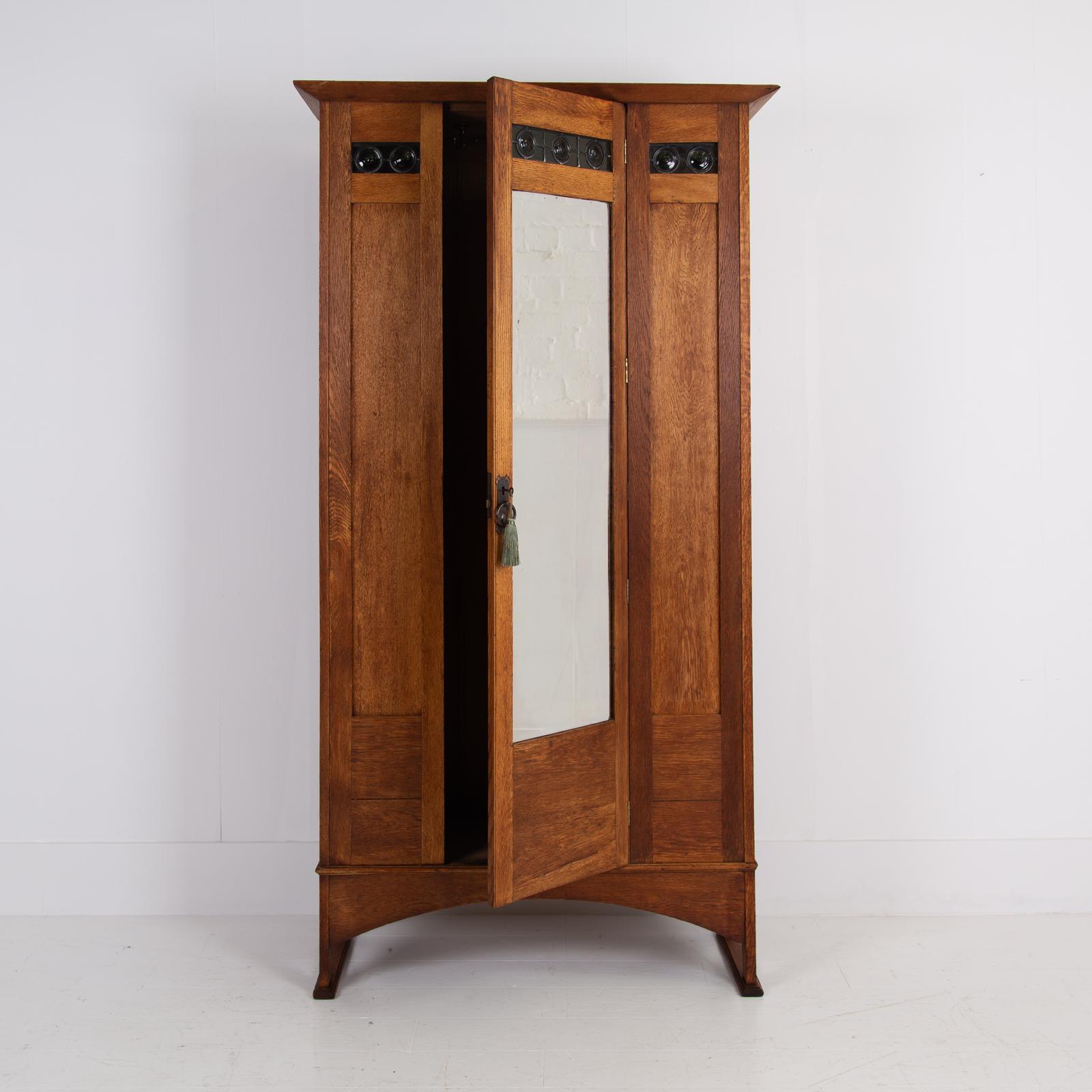 Arts and Crafts Oak Hall Wardrobe 1910 (1 of 17) Arts and Crafts Oak Hall Wardrobe 1910 (1 of 17)