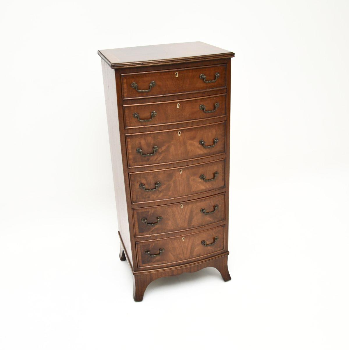 Antique Mahogany Slim Bow Front Chest of Drawers (1 of 9) Antique Mahogany Slim Bow Front Chest of Drawers (1 of 9)