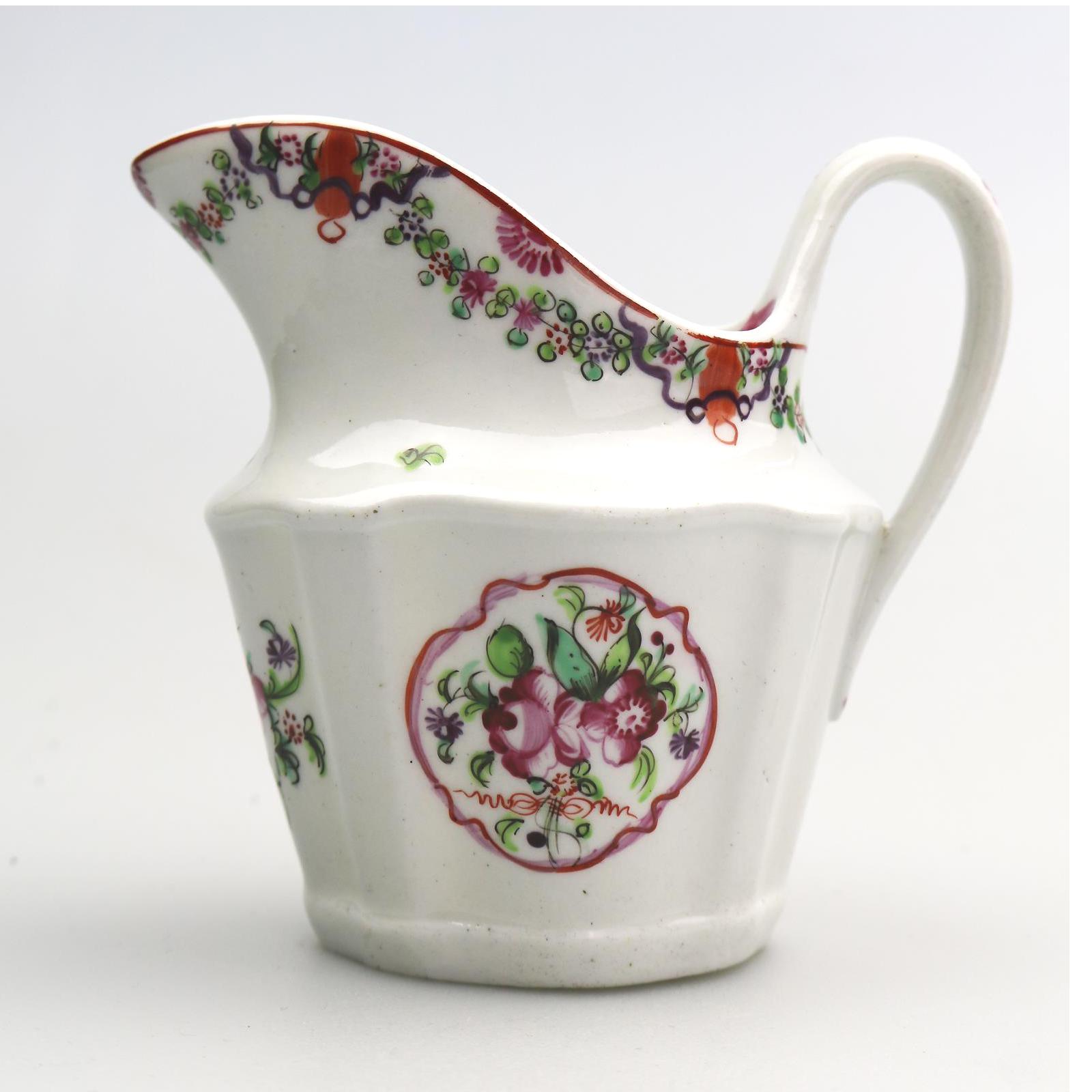 Very Pretty New Hall Porcelain Floral Jug c.1790 (1 of 8) Very Pretty New Hall Porcelain Floral Jug c.1790 (1 of 8)