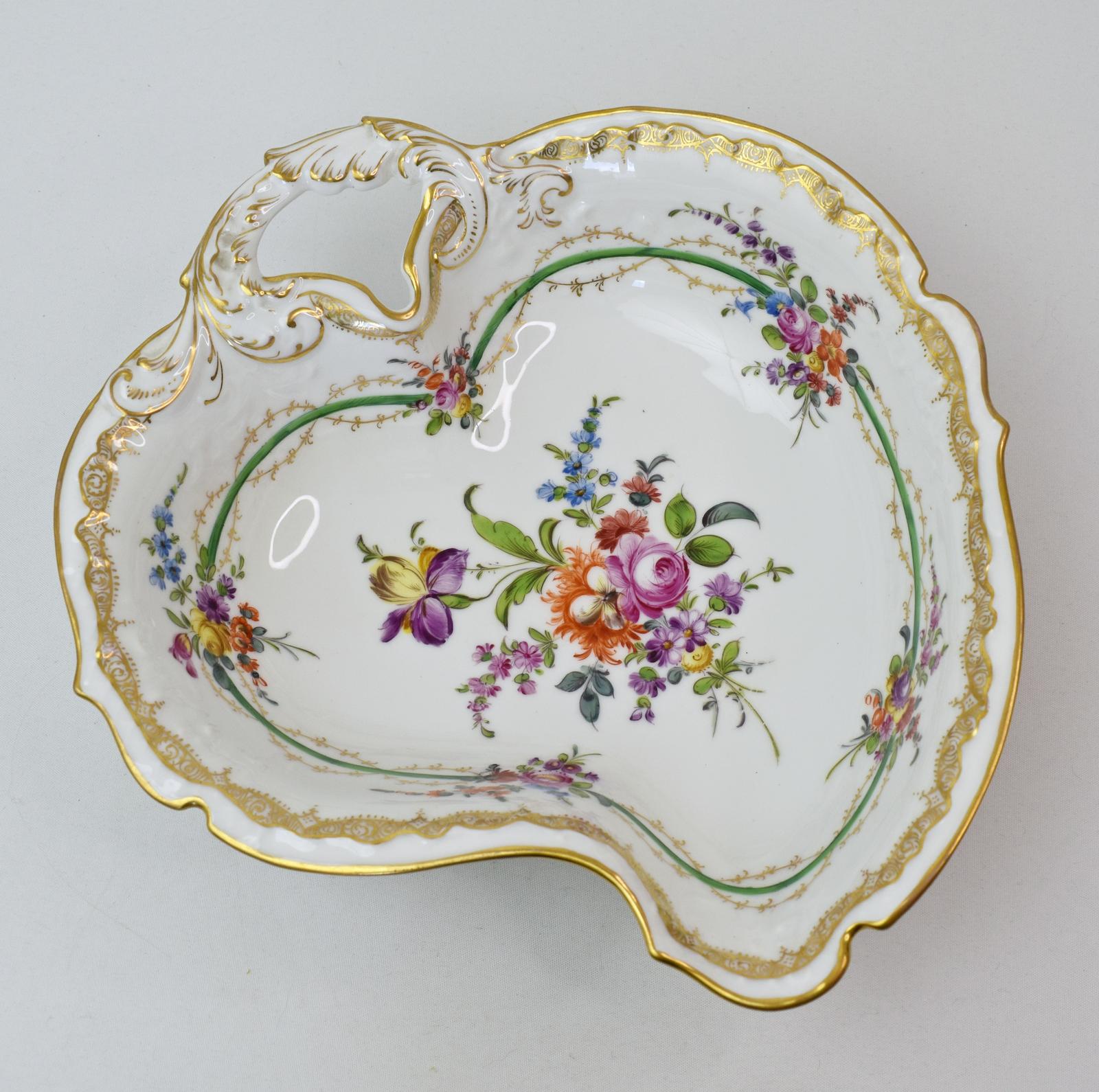 Fine German Porcelain Dish, Paul Müller Selb / R.wehsner, Saxon Bouquets, Bavaria c 1900 (1 of 10) Fine German Porcelain Dish, Paul Müller Selb / R.wehsner, Saxon Bouquets, Bavaria c 1900 (1 of 10)