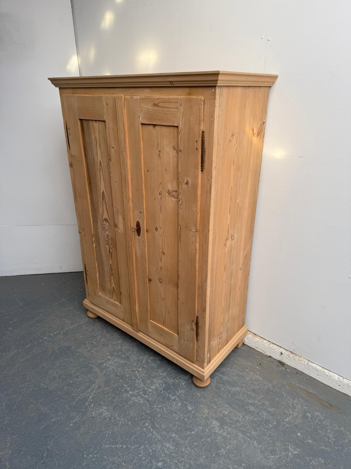 A Tidy Victorian Antique / Old Pine 2 Door Storage Cupboard to Wax / Paint (1 of 8)
