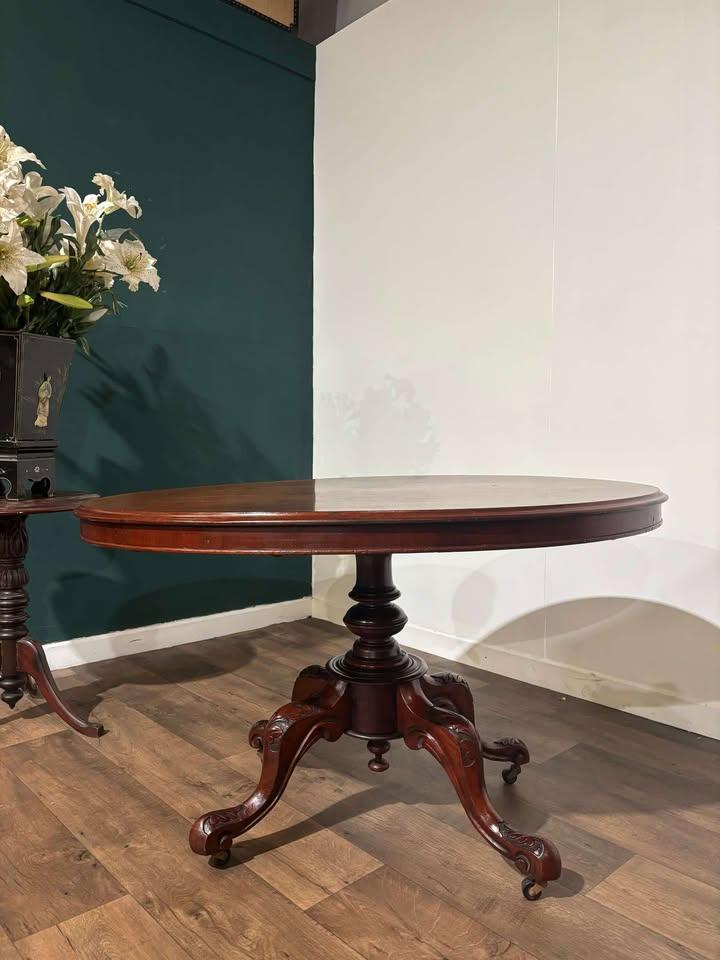 Victorian Mahogany Oval Breakfast Table (1 of 12)
