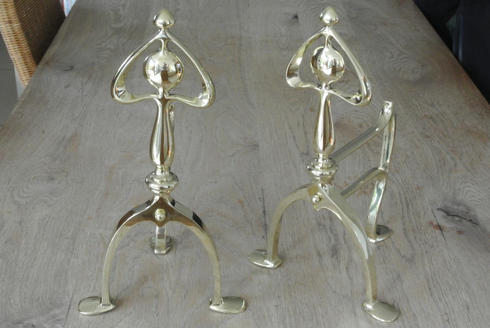 Quality Pair of Large Art Nouveau Brass Fire Dogs Fire Iron Rests Andirons c.1902 William Tonks (1 of 9)