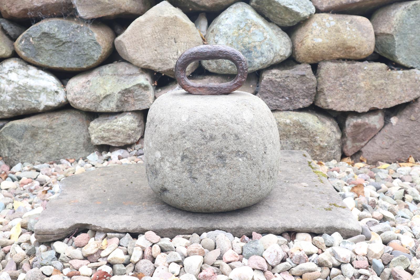 18th Century Georgian Scottish Curling Stone Single Iron Loop Handle (1 of 29)