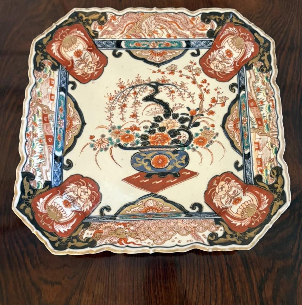 Antique Japanese Imari Porcelain Charger Plate Hand Painted Floral Bird Design Decorative Dish (1 of 9) Antique Japanese Imari Porcelain Charger Plate Hand Painted Floral Bird Design Decorative Dish (1 of 9)