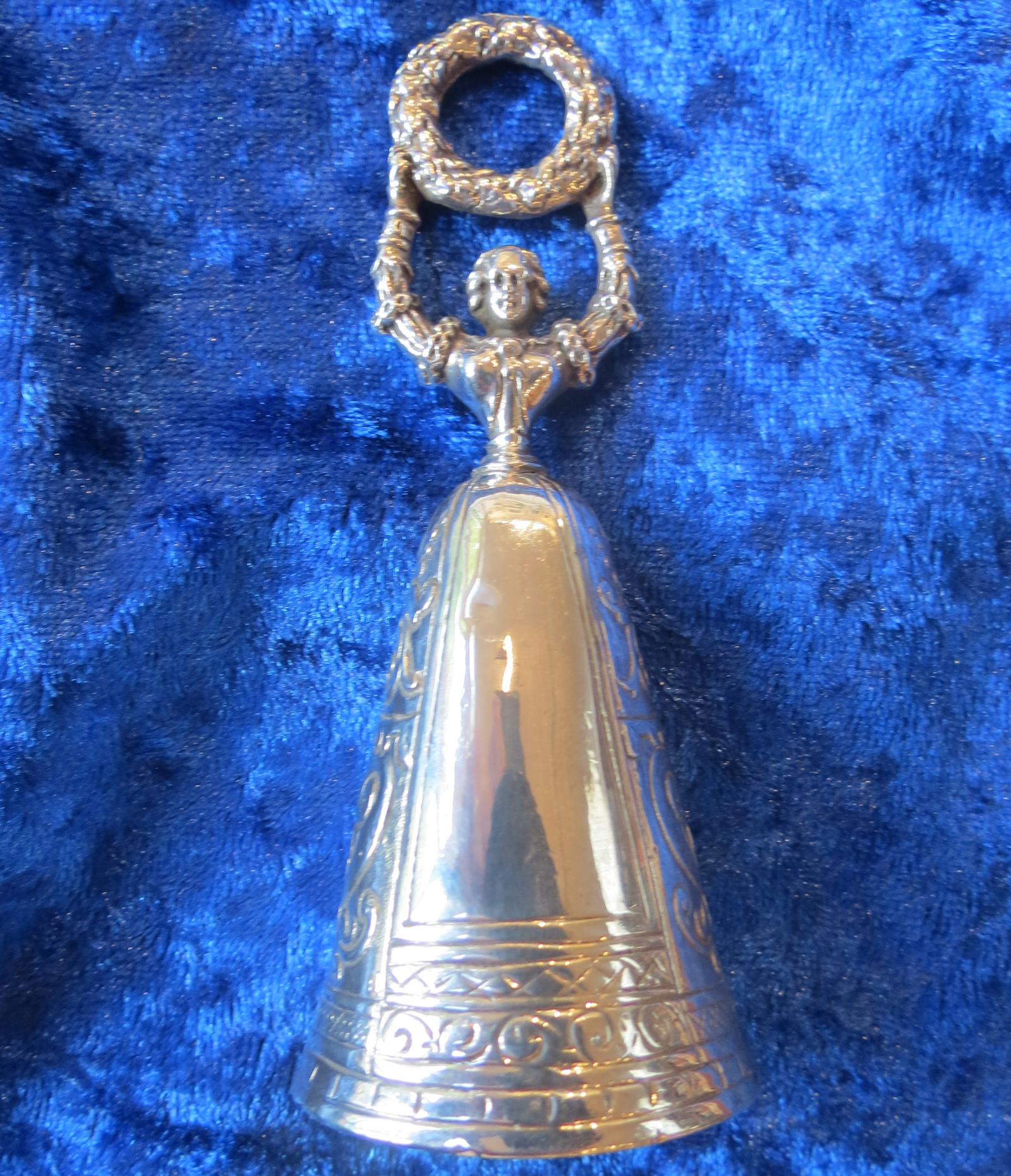 Chester Silver Edwardian Novelty Table Bell - 1907 (1 of 8)