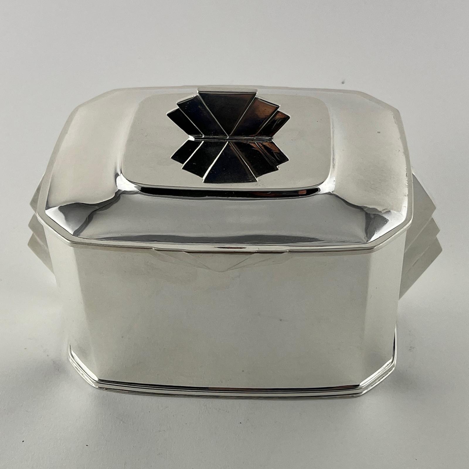 Stylish Art Deco Style Rectangular Silver Plated Box with Cut Corners (1 of 6)