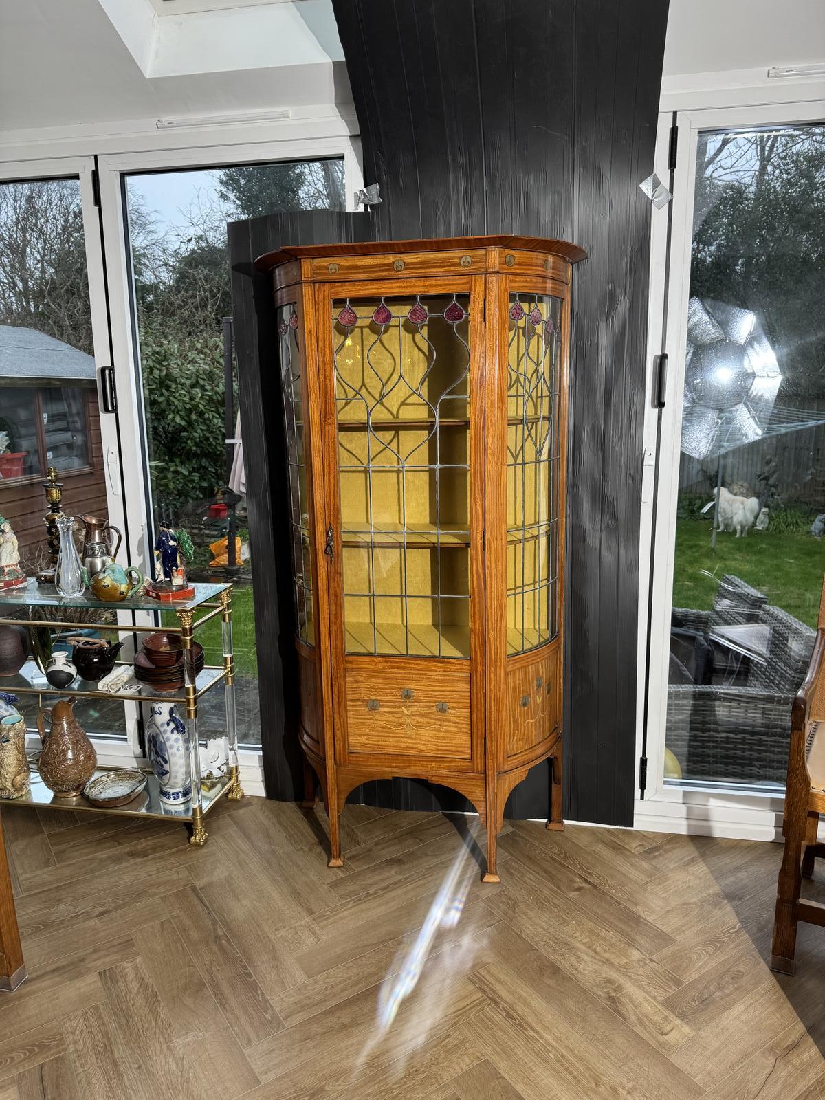 Art Nouveau Satinwood Dis[play Cabinet (1 of 9) Art Nouveau Satinwood Dis[play Cabinet (1 of 9)