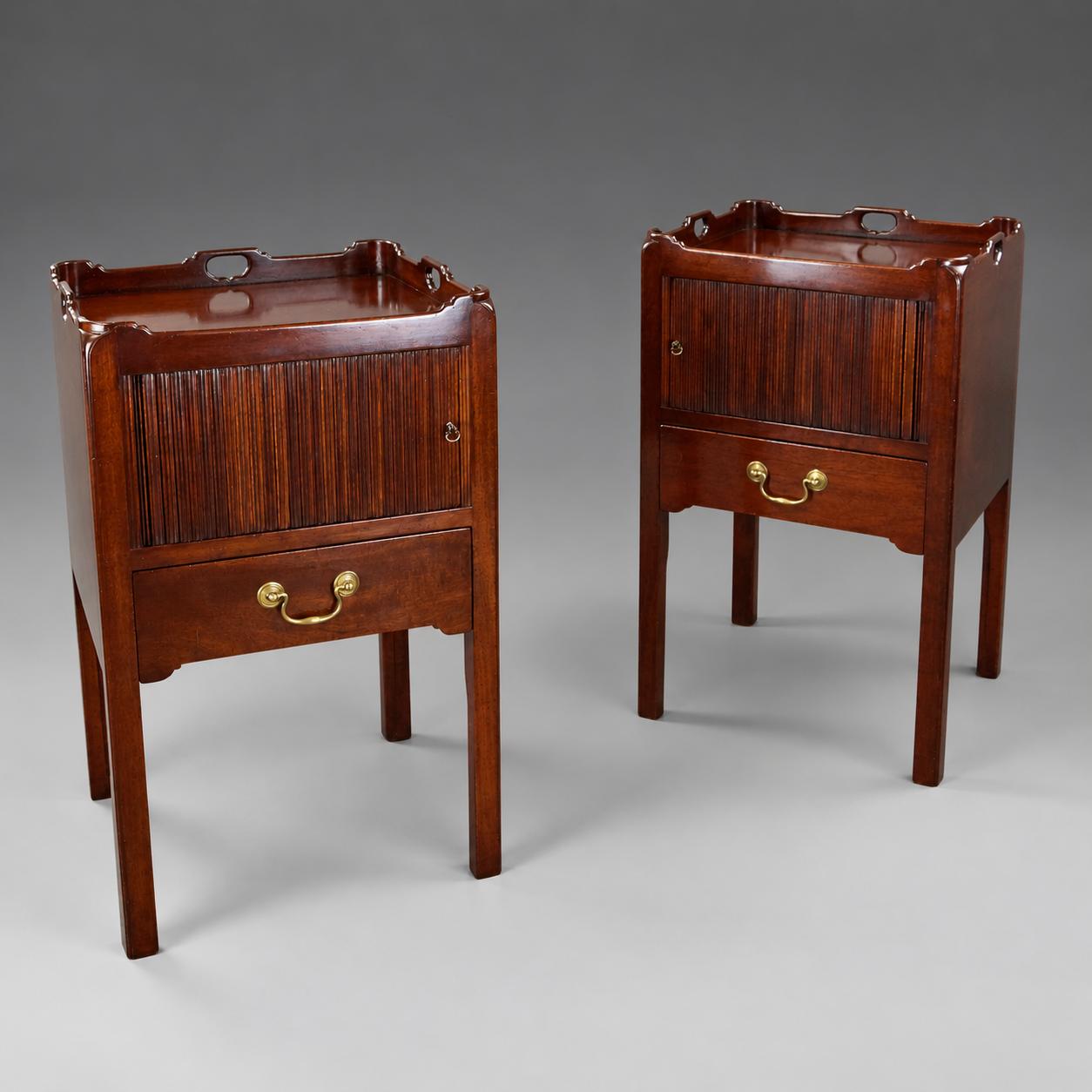 Pair of Georgian Style Bedside Cupboards (1 of 5) Pair of Georgian Style Bedside Cupboards (1 of 5)