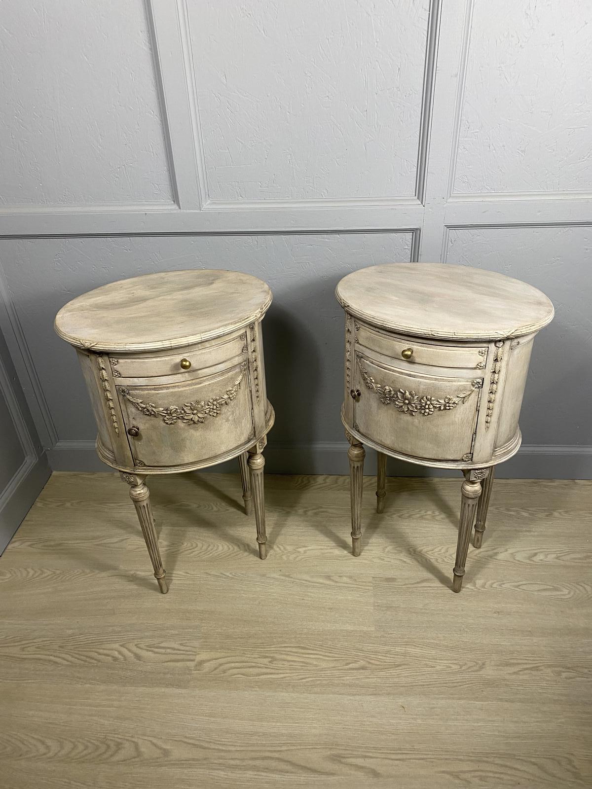 Pair of French Oval Painted Bedside Cabinets (1 of 12) Pair of French Oval Painted Bedside Cabinets (1 of 12)