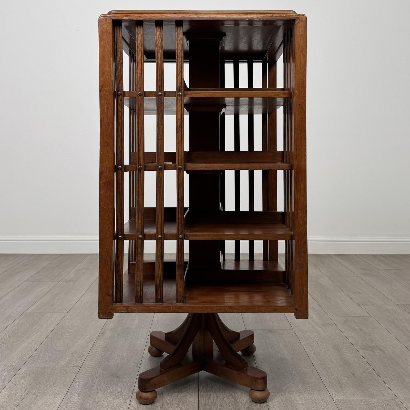 Antique 20th Century Edwardian Revolving Bookcase in Oak (1 of 9) Antique 20th Century Edwardian Revolving Bookcase in Oak (1 of 9)