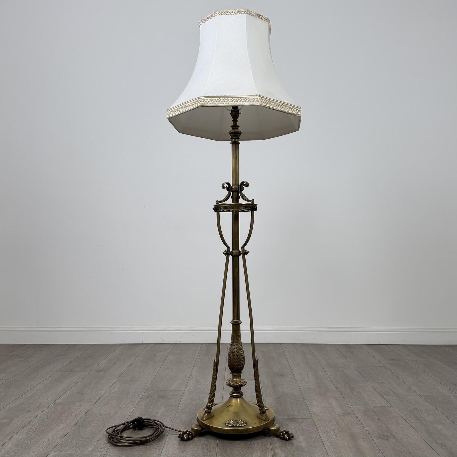 Antique 19th Century Decorative Brass Floor Standing Lamp (1 of 9) Antique 19th Century Decorative Brass Floor Standing Lamp (1 of 9)