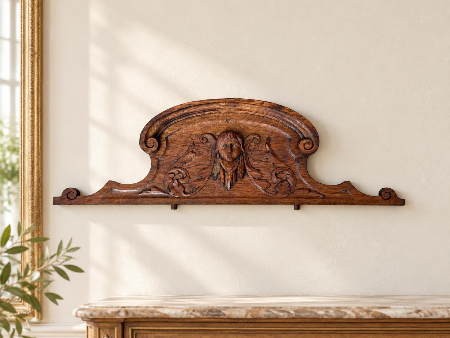 Pediment Antique French Oak Carved Decorative Crest (1 of 7) Pediment Antique French Oak Carved Decorative Crest (1 of 7)