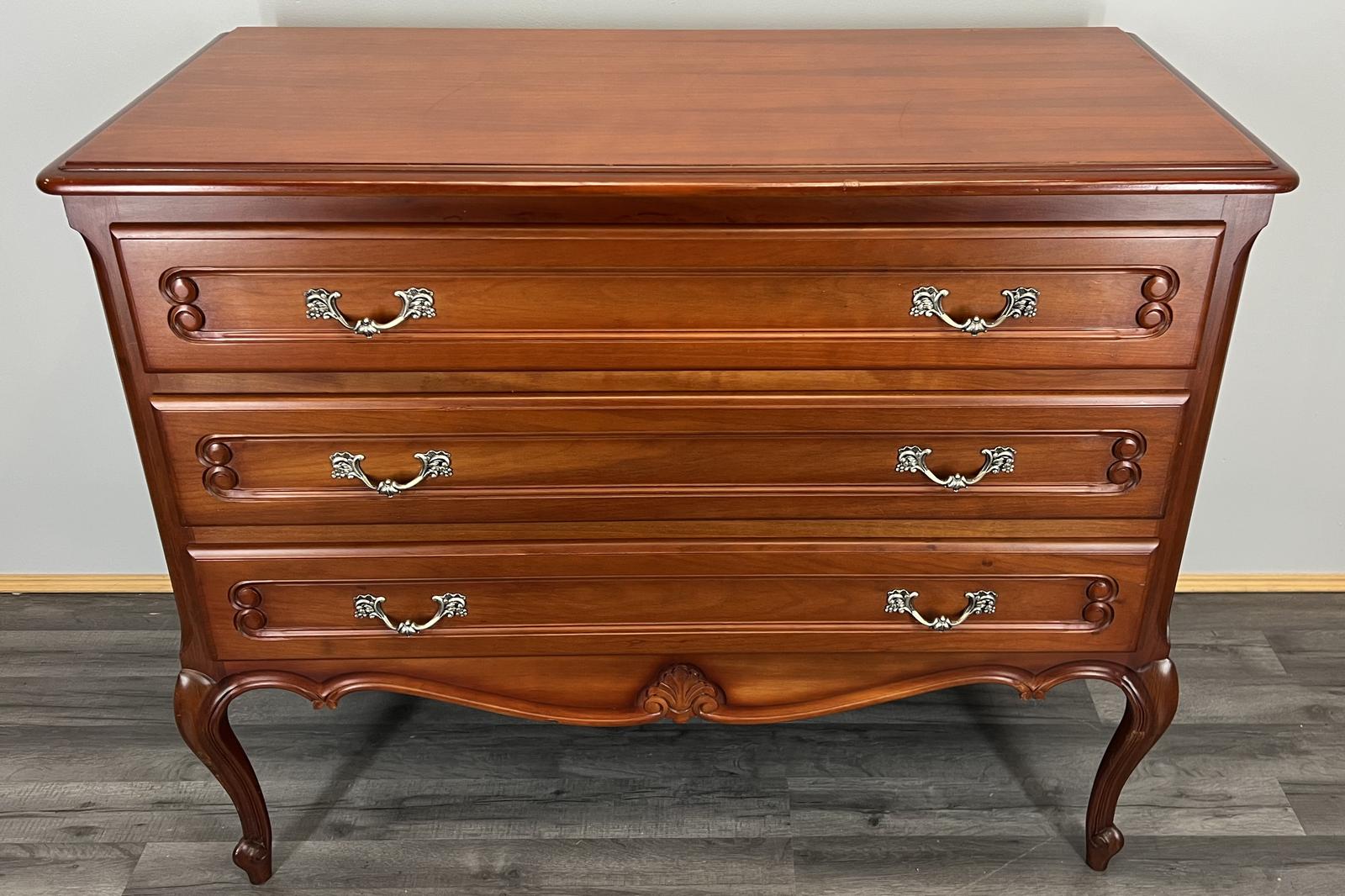 Vintage French  Chest of Drawers / Sideboard / Cabinet (1 of 15)