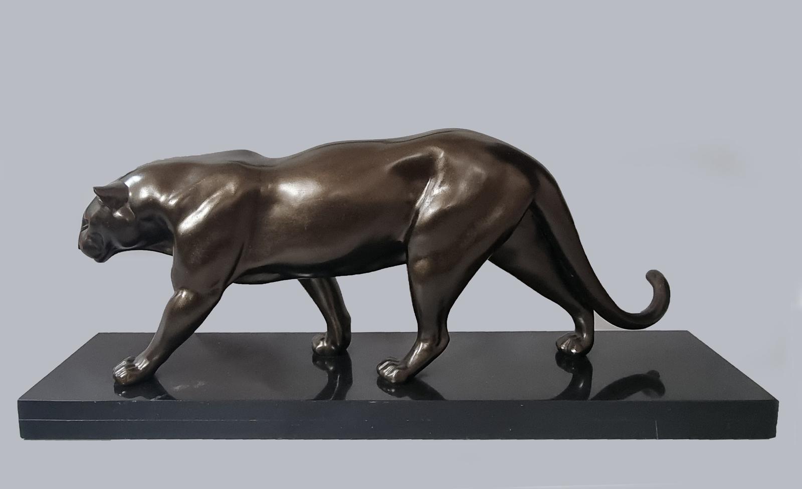 Large French Art Deco Sculpture of Spelter Panther Set on Black Marble Base (1 of 11)
