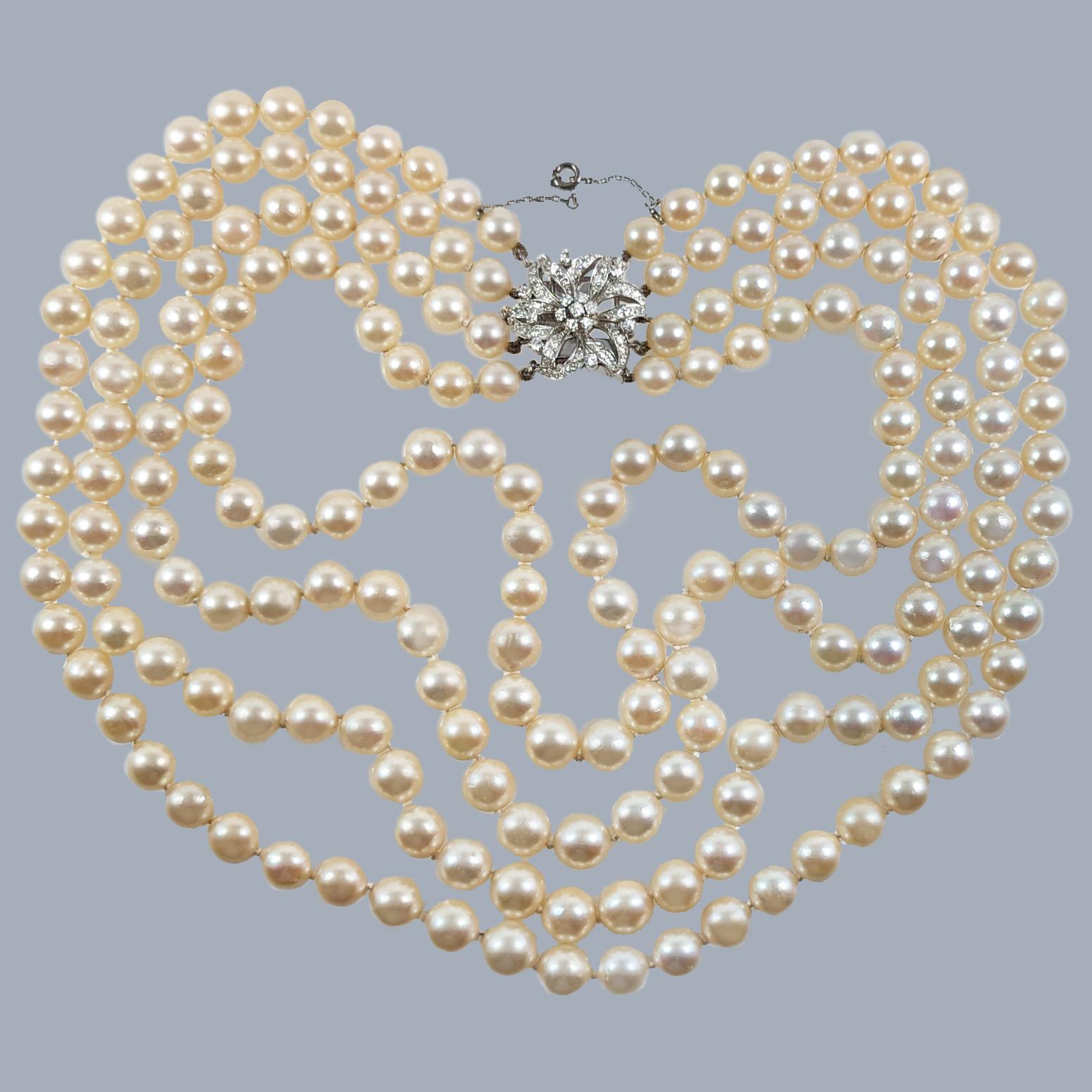 Magnificent Four-strand Pearl Necklace with 1.5ct Diamond Cluster Clasp | 18ct White Gold | Circa 1960 (1 of 11)