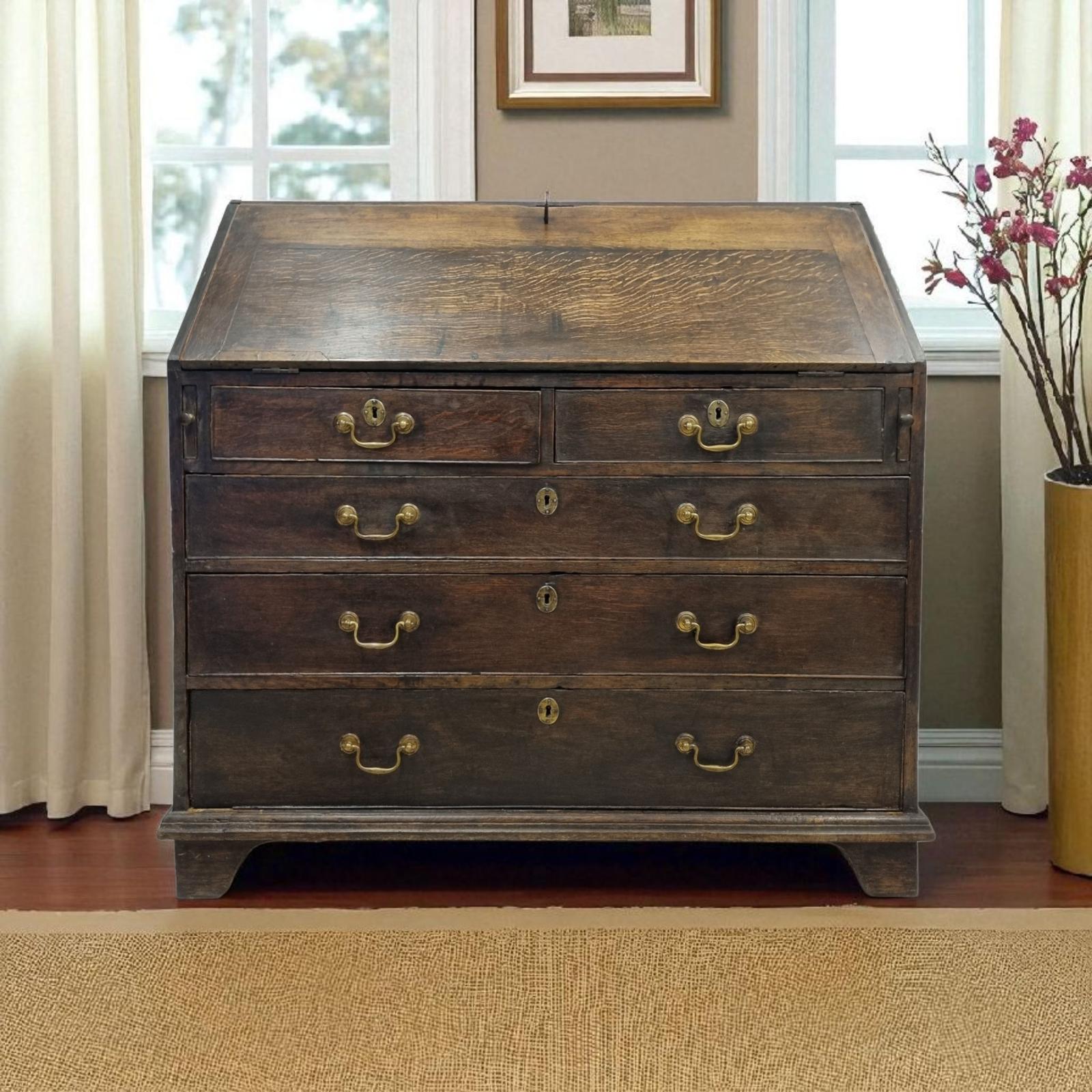 Antique Georgian Oak Bureau / Made in England c.1810 (1 of 10)