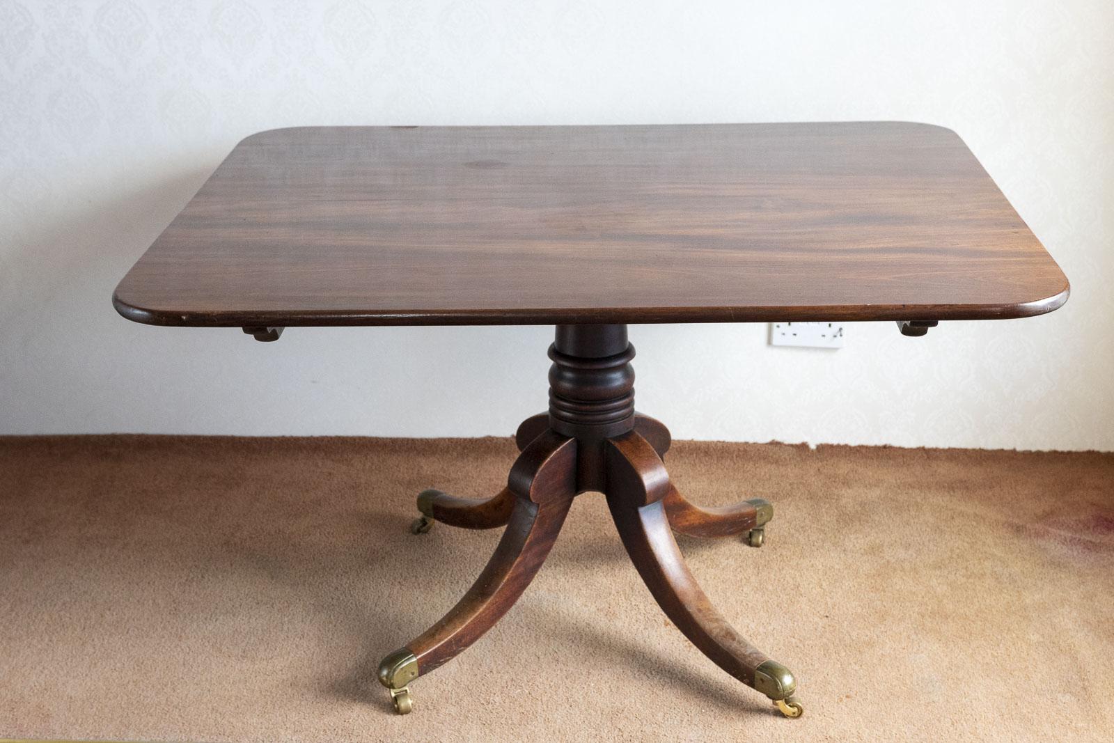 Regency Period Mahogany Breakfast Table with Tip up Action (1 of 6)