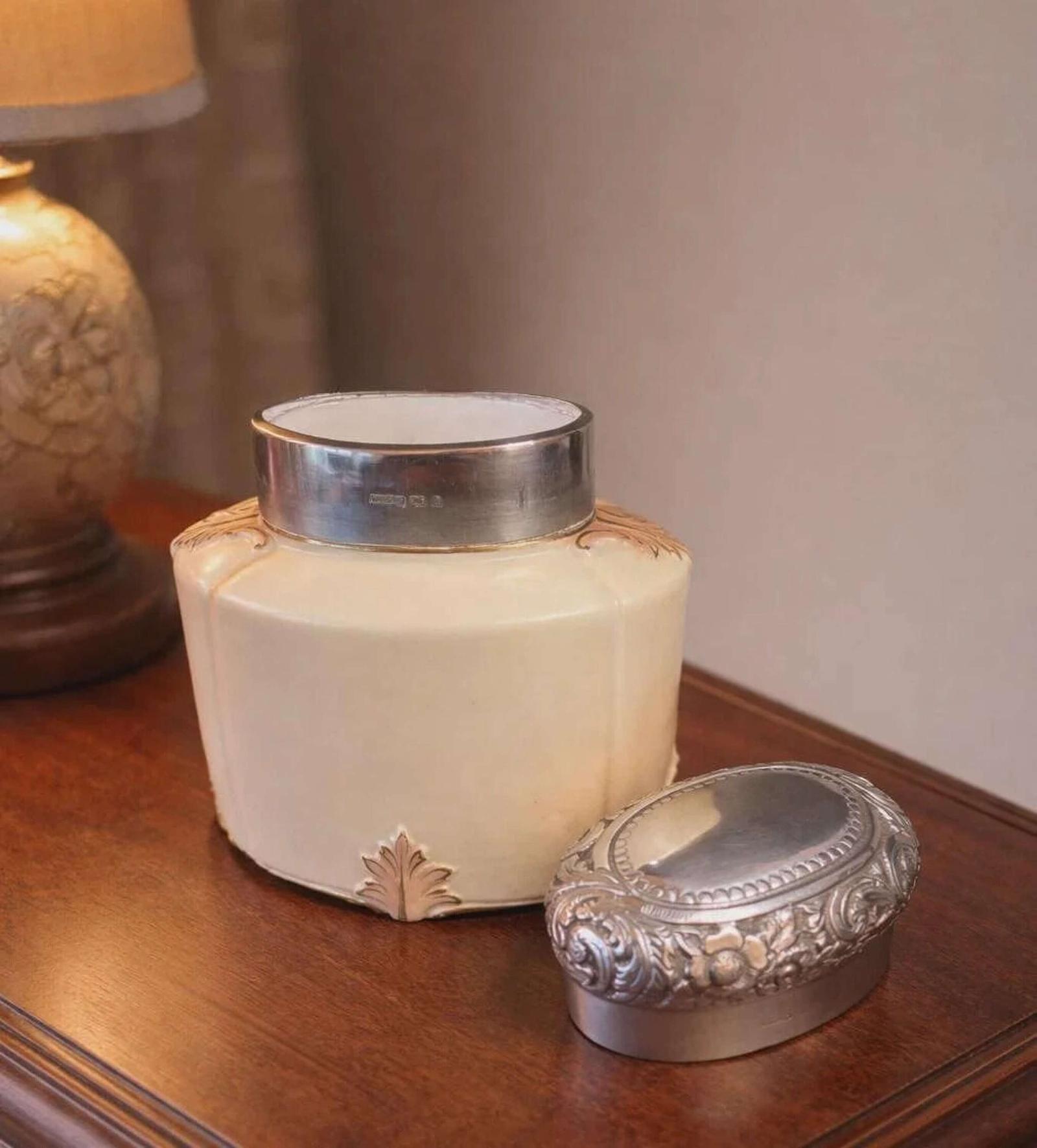 Antique Solid Sterling Silver Topped Worcester Tea Caddy 1900 (1 of 16) Antique Solid Sterling Silver Topped Worcester Tea Caddy 1900 (1 of 16)