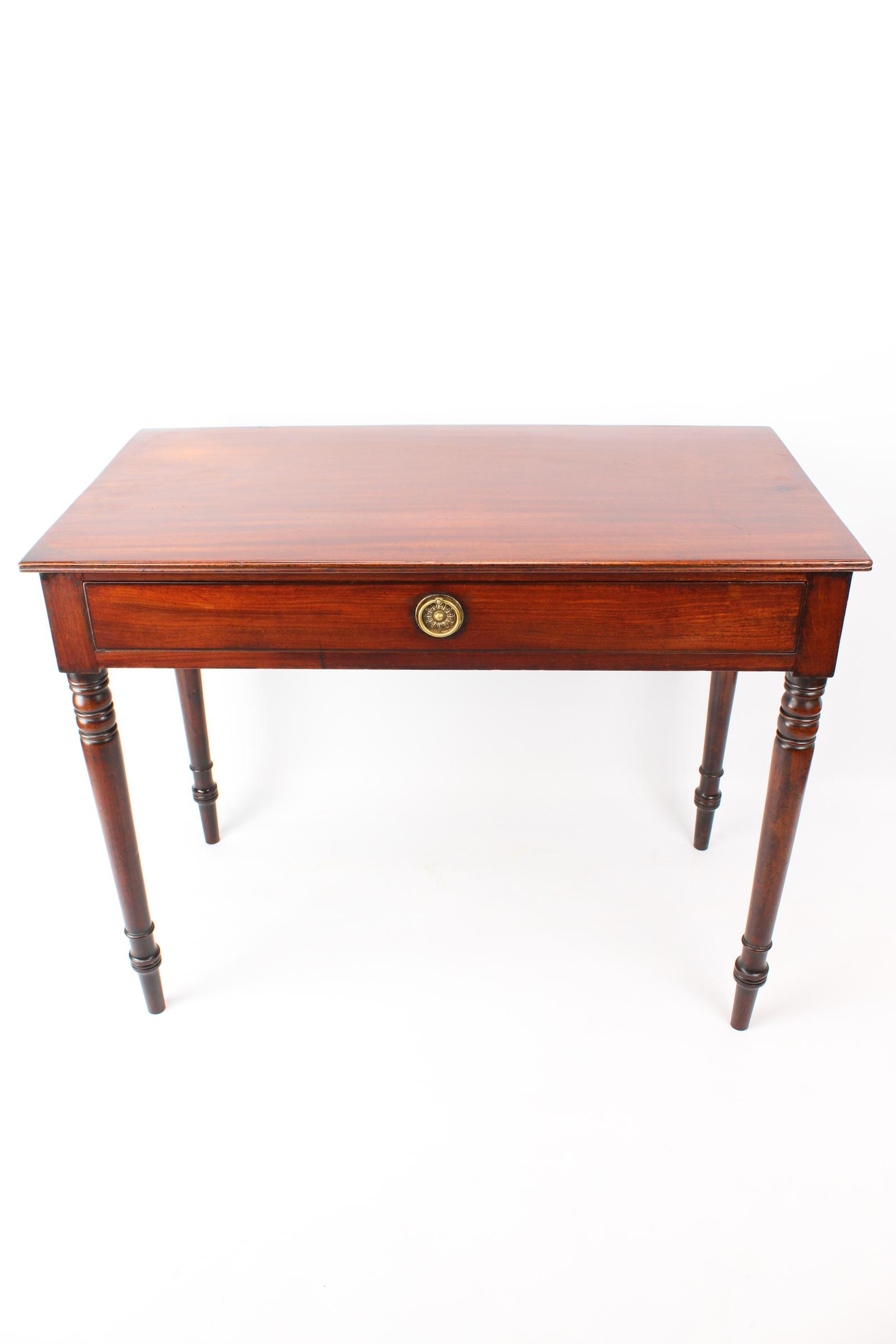 Small Victorian Mahogany Writing Desk / Side Table (1 of 13)